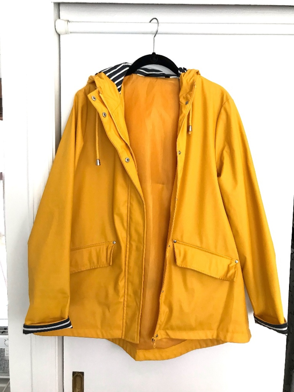 DUNNES RAINCOAT, Yellow, Size US 12, EUR 40